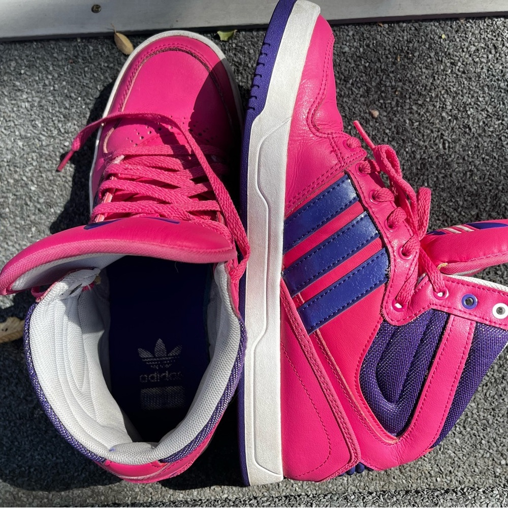 Pink Adidas High Tops Size 7 | Like New (fits like an 8) - Picture 5 of 8